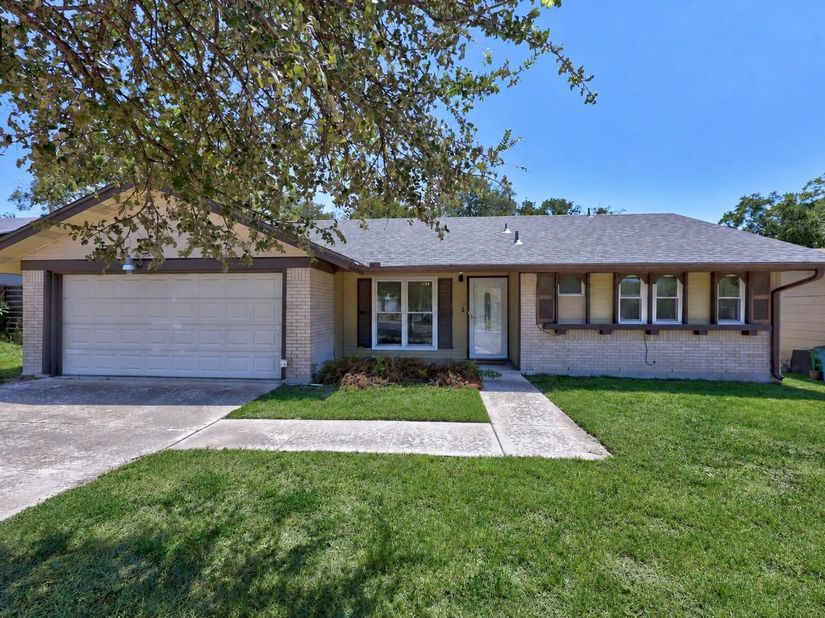 9713 Dallum DR, Austin TX 78753