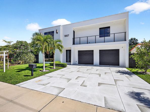 1807 NE 18th Street, Fort Lauderdale FL 33305