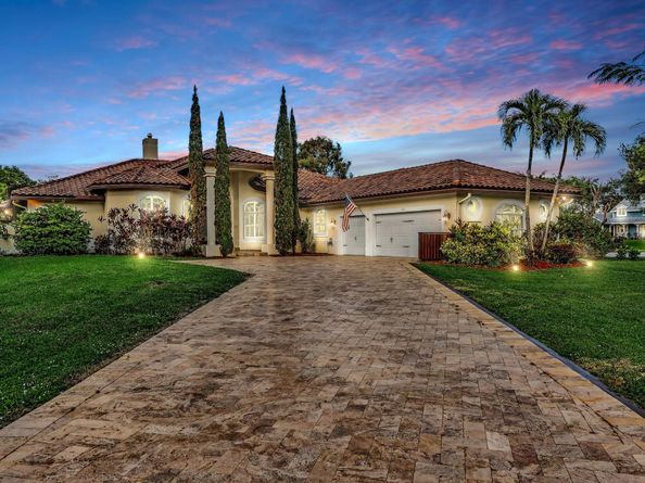 920 NW 122nd Avenue, Plantation FL 33325