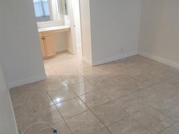 9421 SW Evergreen Pl