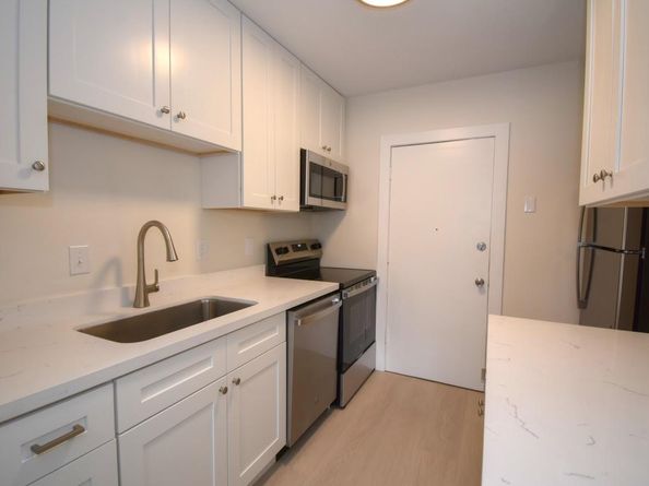 2220 NE 68th St 1007, Fort Lauderdale FL 33308