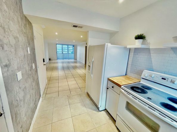 1410 S Federal Highway 205, Lake Worth Beach FL 33460