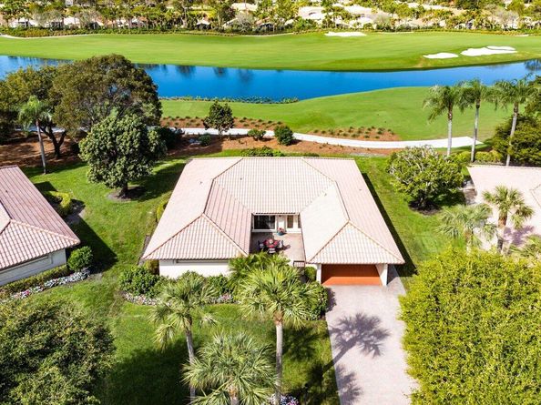 10551 Coralberry Way, Boynton Beach FL 33436