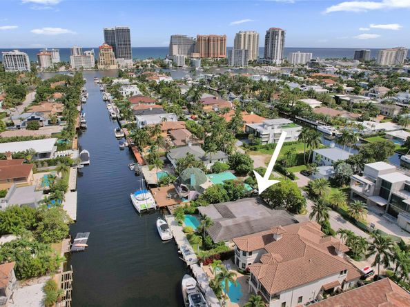 2427 Sea Island Dr, Fort Lauderdale FL 33301