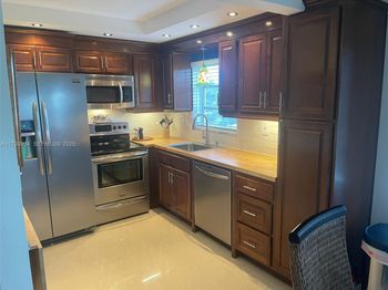 3050 E Sunrise Lakes Drive
