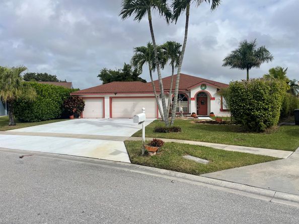6074 Terra Rosa Circle, Boynton Beach FL 33472