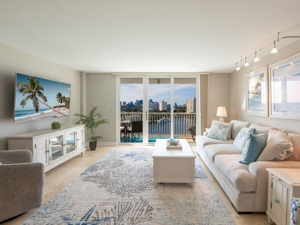 1 Las Olas Circle 1205, Fort Lauderdale FL 33316