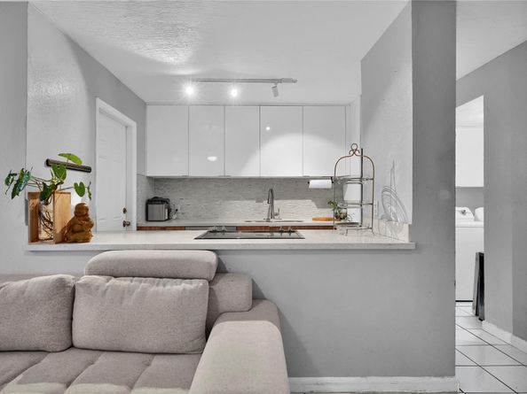 20033 SW 123rd Dr, Miami FL 33177