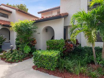 5775 Fox Hollow Drive