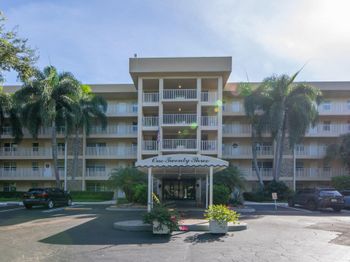 804 Cypress Grove Ln