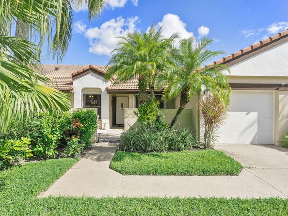 8178 Mooring Circle, Boynton Beach FL 33472