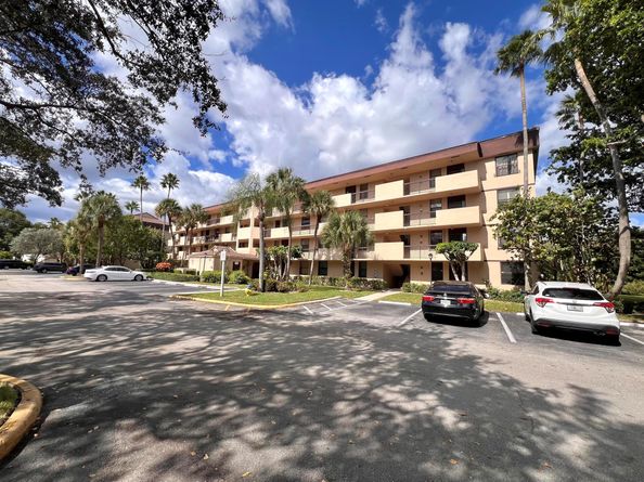 2660 Carambola Circle N 205, Coconut Creek FL 33066