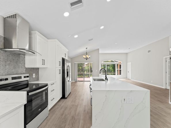 2022 Bonisle Circle, Riviera Beach FL 33418