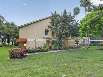 3041 N Oakland Forest Drive