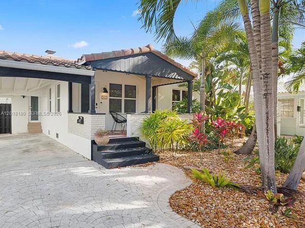 1617 NE 3rd Court, Fort Lauderdale FL 33301
