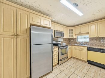 8980 S Hollybrook Blvd