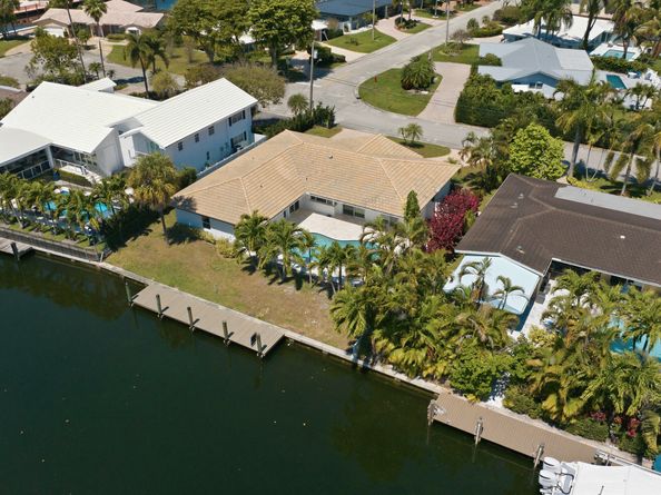 2810 NE 52nd Street, Fort Lauderdale FL 33308