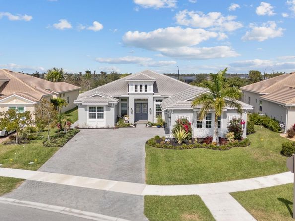 4776 Estates Circle, Westlake FL 33470