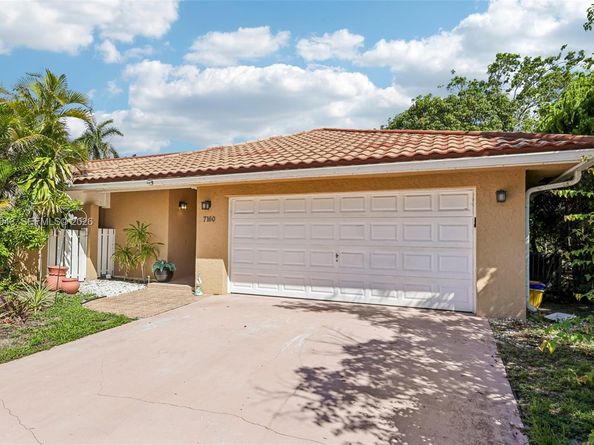 7160 NW 4th Avenue, Boca Raton FL 33487