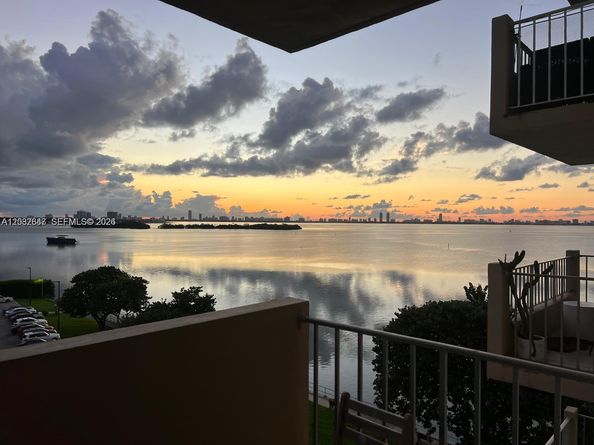 880 NE 69th Street 6R, Miami FL 33138