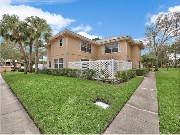 1805 Middleton Way, West Palm Beach FL 33409