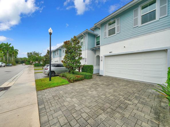 4821 Pointe Midtown Road, Palm Beach Gardens FL 33418