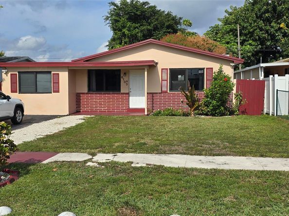6103 Fletcher St, Hollywood FL 33023
