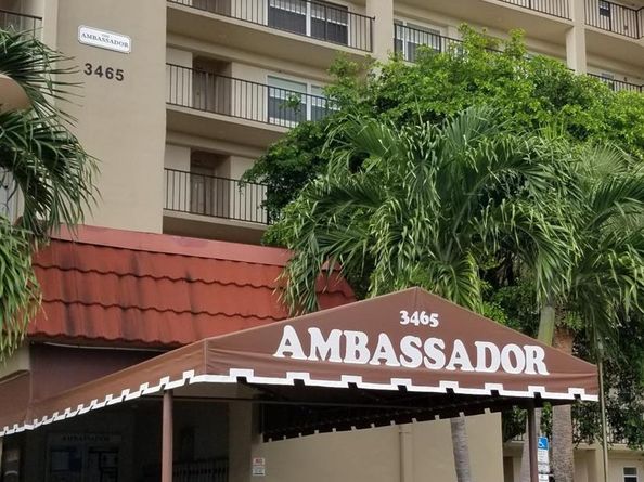 3465 Via Poinciana 806, Lake Worth FL 33467