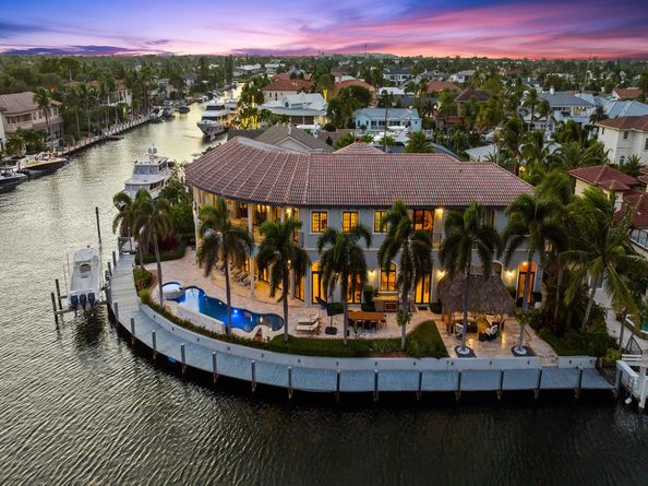 3700 NE 28th Ave, Lighthouse Point FL 33064