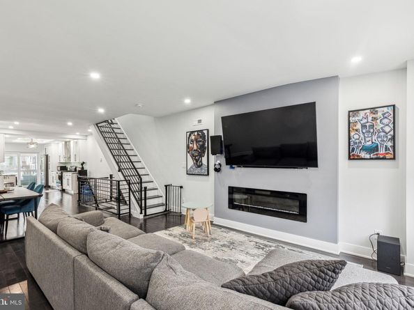 520 E Tulpehocken Street, Philadelphia PA 19144