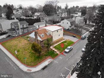 4412 Bloomfield Avenue