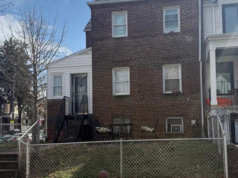 1741 D Street NE, Washington DC 20002
