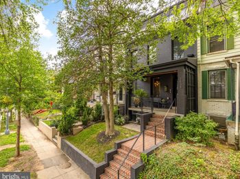 2534 11TH Street NW