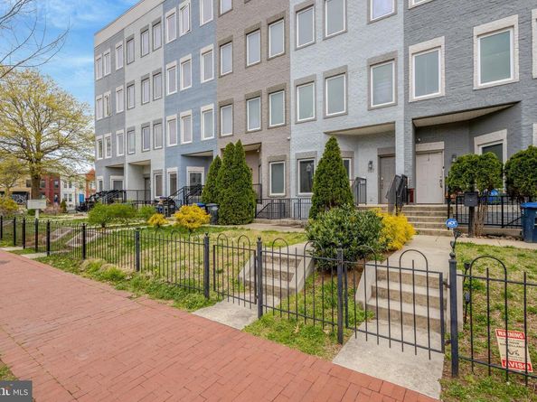 Undisclosed Address #DCDC2245812, Washington DC 20002