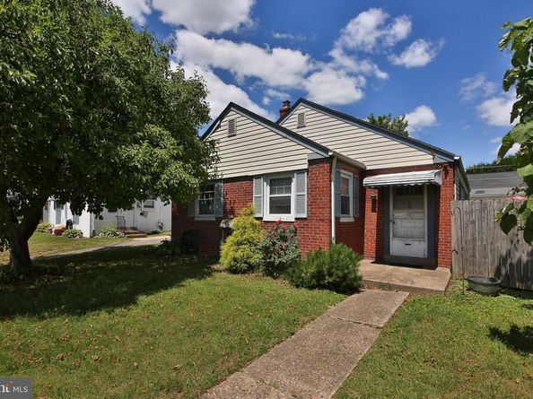 9210 Horatio Road, Philadelphia PA 19114