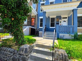 3220 Warder Street NW