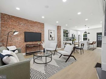 5856 Angora Terrace