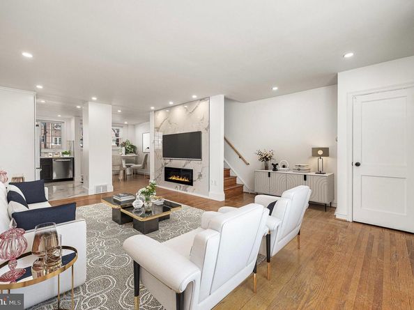 7823 Forrest Avenue, Philadelphia PA 19150