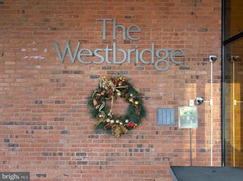 2555 Pennsylvania Avenue NW