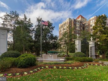 4000 Cathedral Avenue NW