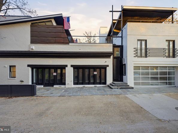 2220 Q Street NW, Washington DC 20008