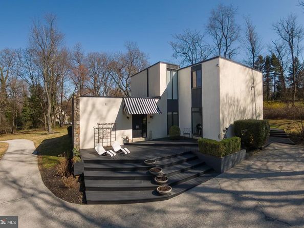 1335 Valley Road, Villanova PA 19085