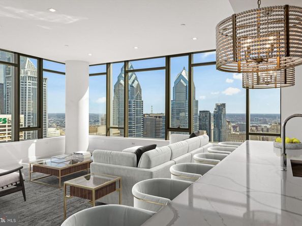 1911 Walnut St 4402, Philadelphia PA 19103