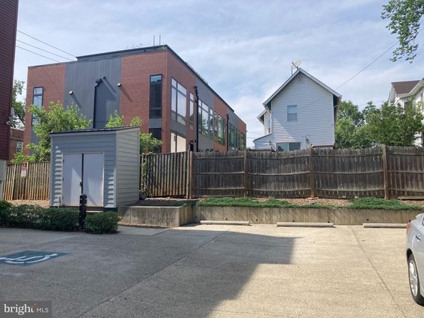 1202 Jackson Street NE P8, Washington DC 20017