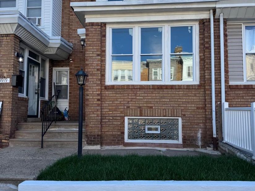 5917 N 21st Street, Philadelphia PA 19138