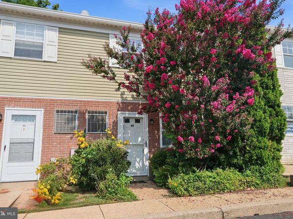 515 York Road 9F, Willow Grove PA 19090