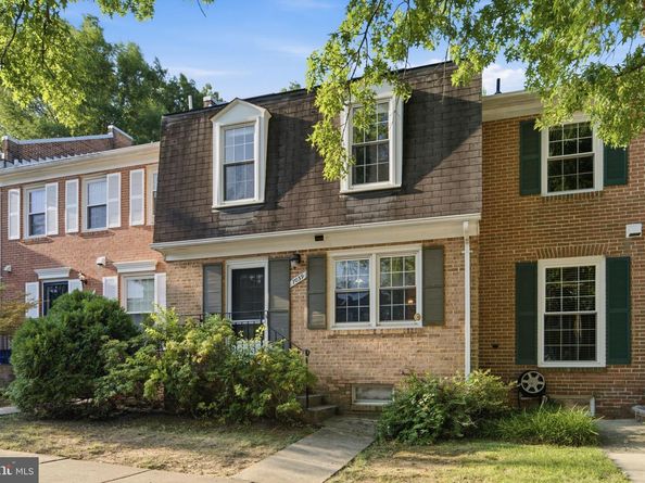 7039 Bradwood Court, Springfield VA 22151