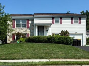 3242 Parkview Drive
