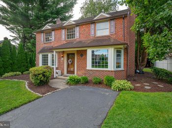 11 Curtis Road