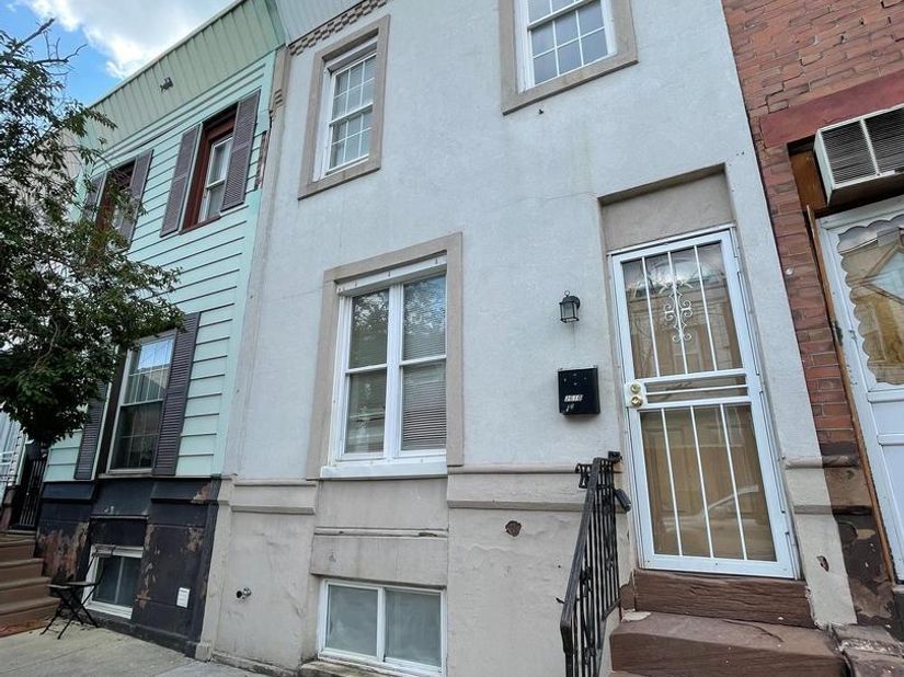 2610 S Franklin Street, Philadelphia PA 19148